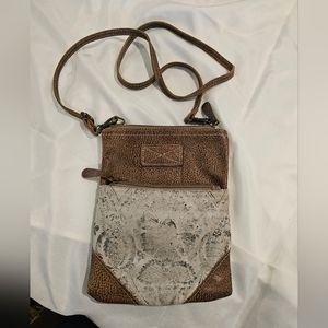Myra Crossbody